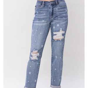 NWT JUDY BLUE BOYFRIEND JEANS SIZE 5